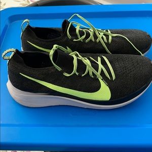 Nike Zoom Fly Flyknit Men’s 12.5 - black/lime/grey